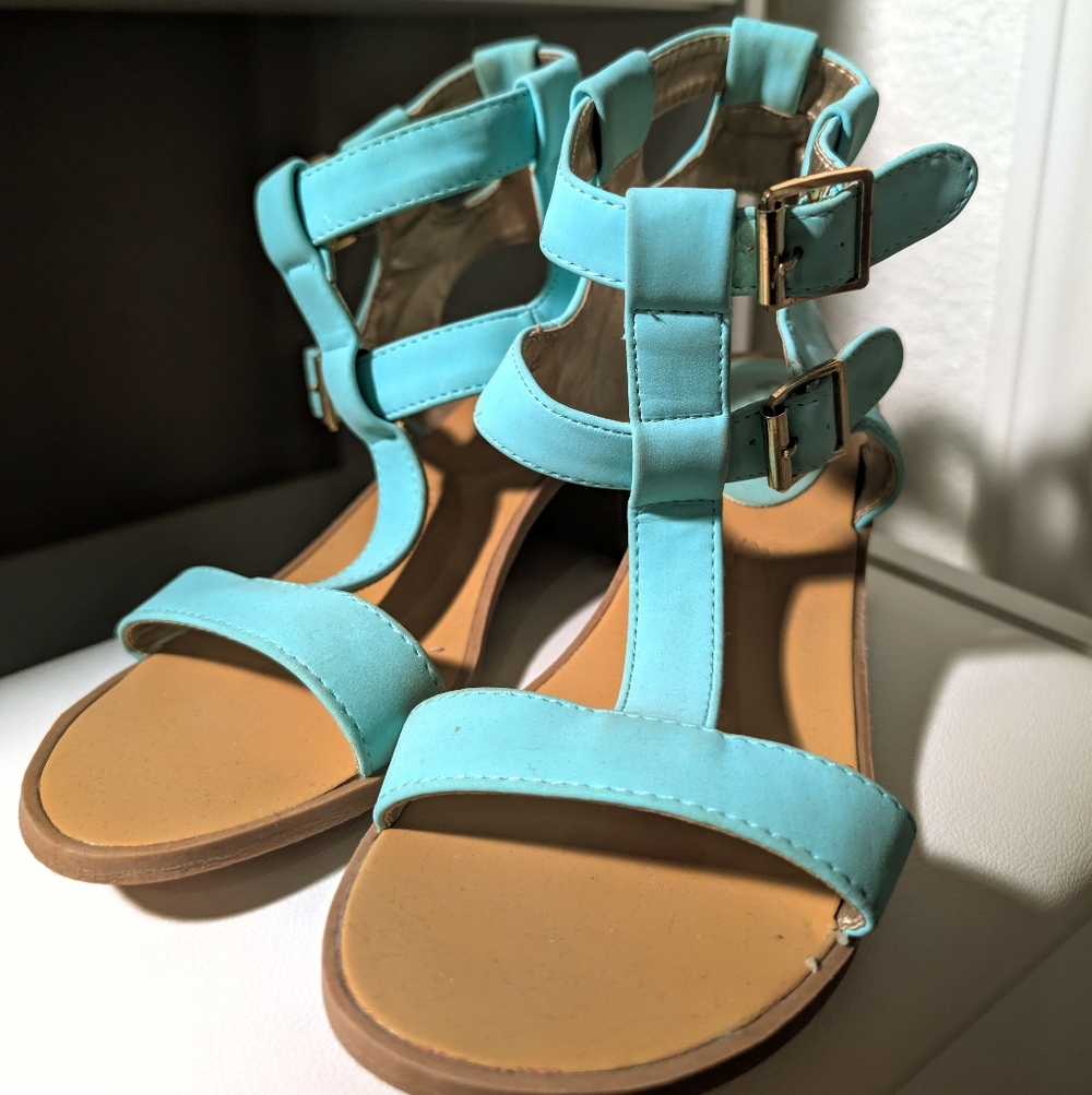 Stylish Turquoise Sandals
